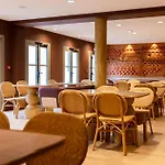 Отель Serra Boutique Ажен