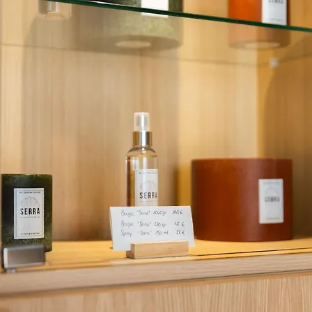 Ξενοδοχείο Serra Boutique Αζάν