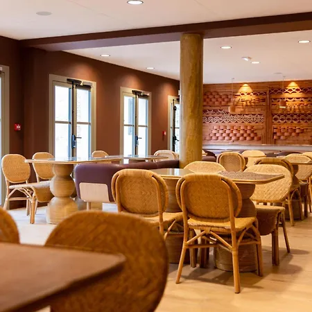 فندق Serra Boutique أجان