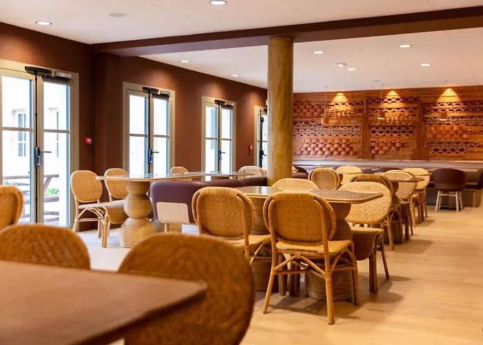 فندق Serra Boutique أجان