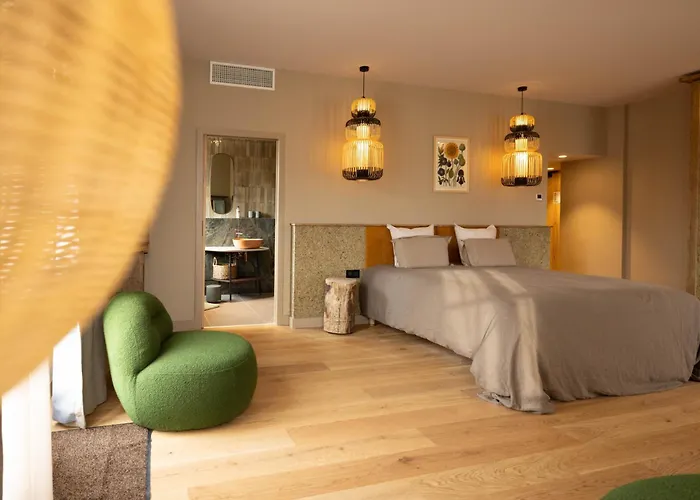 Hotel Serra Boutique 4*