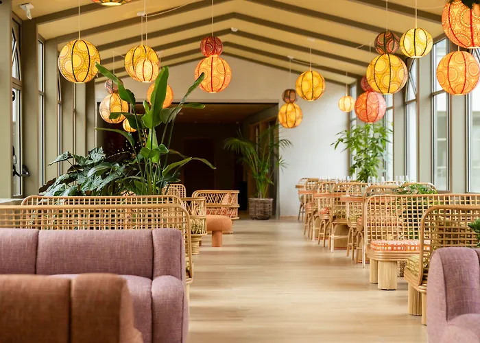 فندق Serra Boutique 4*