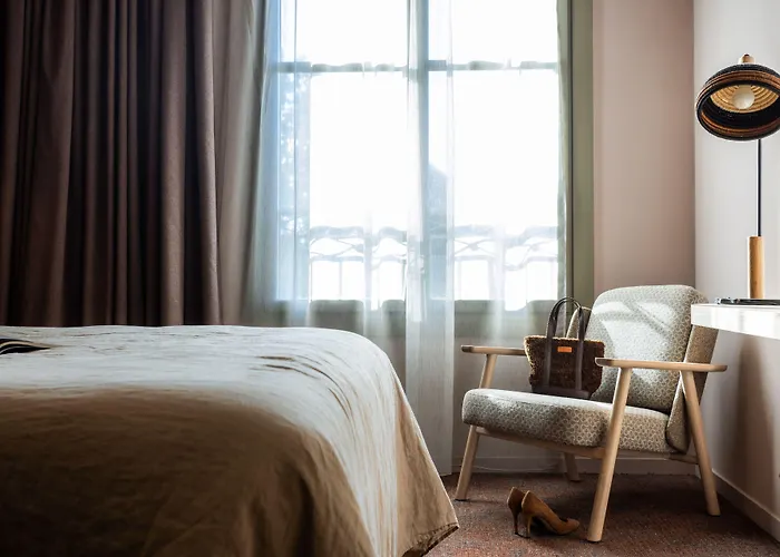 Serra Boutique فندق أجان