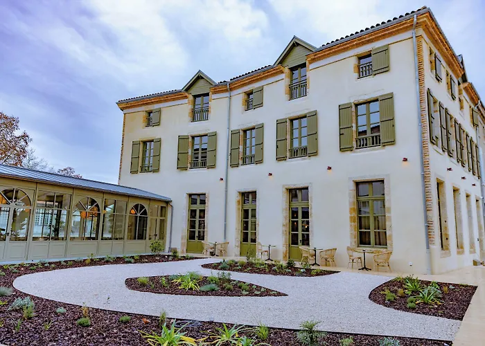 Serra Boutique فندق 4*